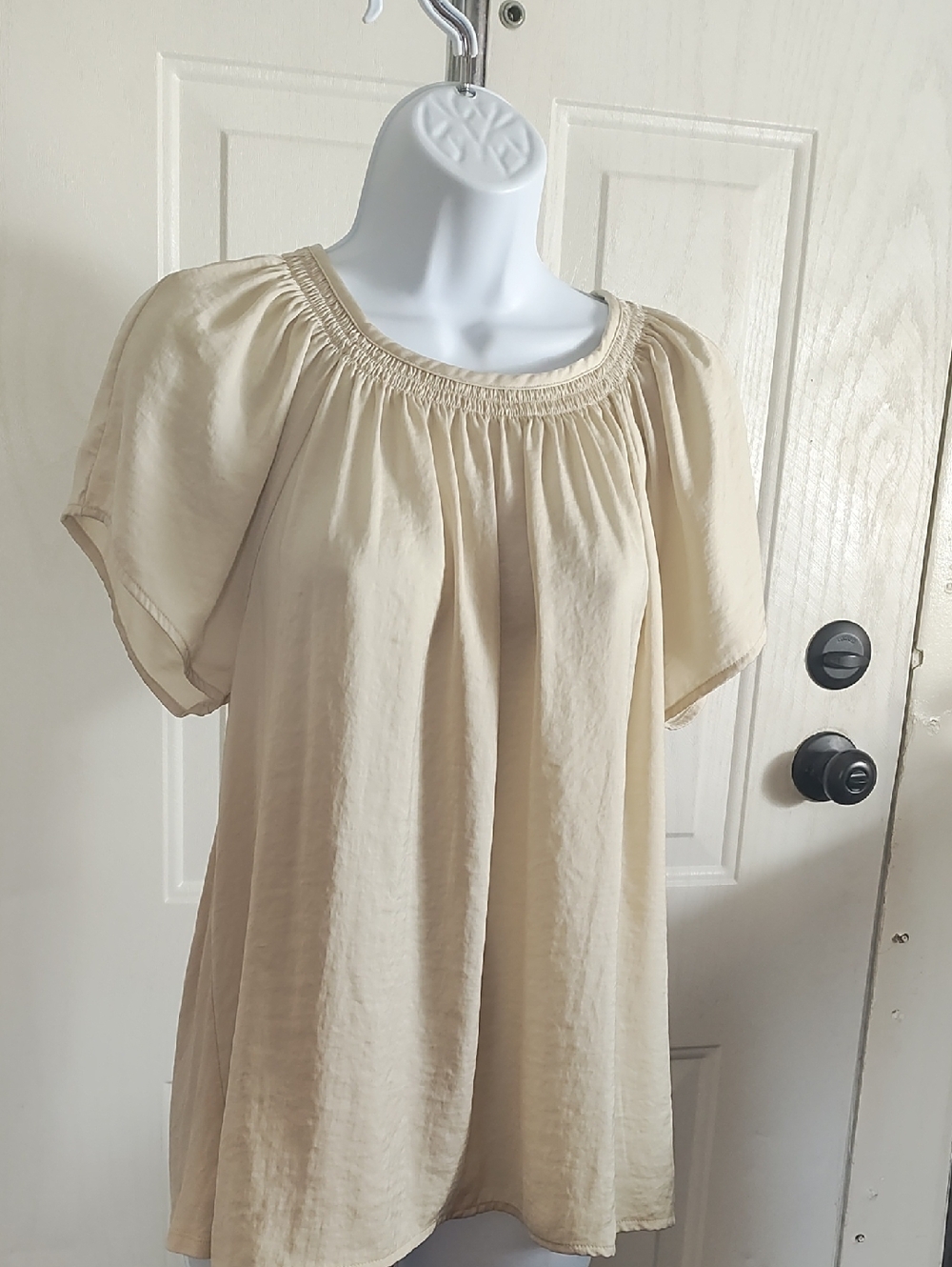 LOFT Cream Short-Sleeve Peasant Tunic